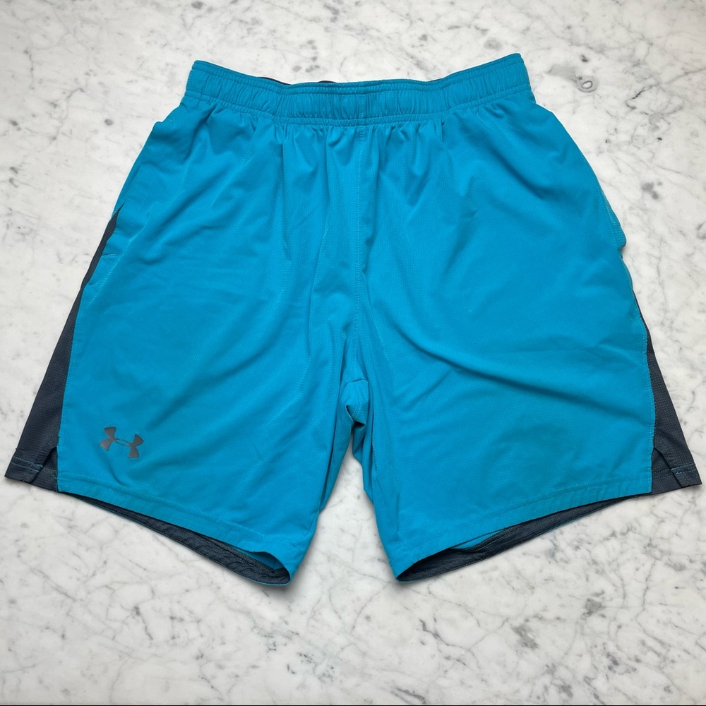 Under Armour Fitted Heat Gear Gym Athletic Shorts
